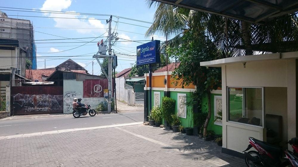 Septia Hotel Yogyakarta Exteriör bild